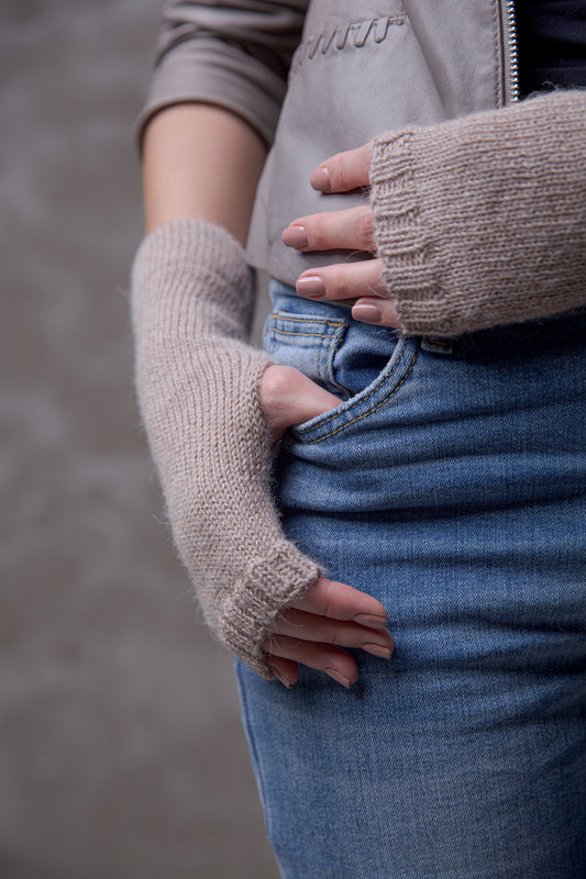 Megztos alpakų vilnos riešinės